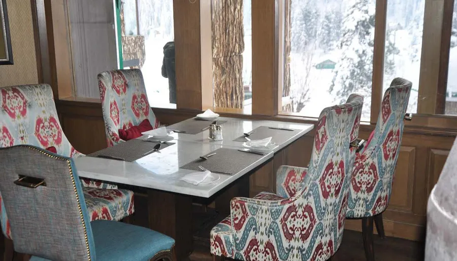 Premium Package accommodation in Gulmarg